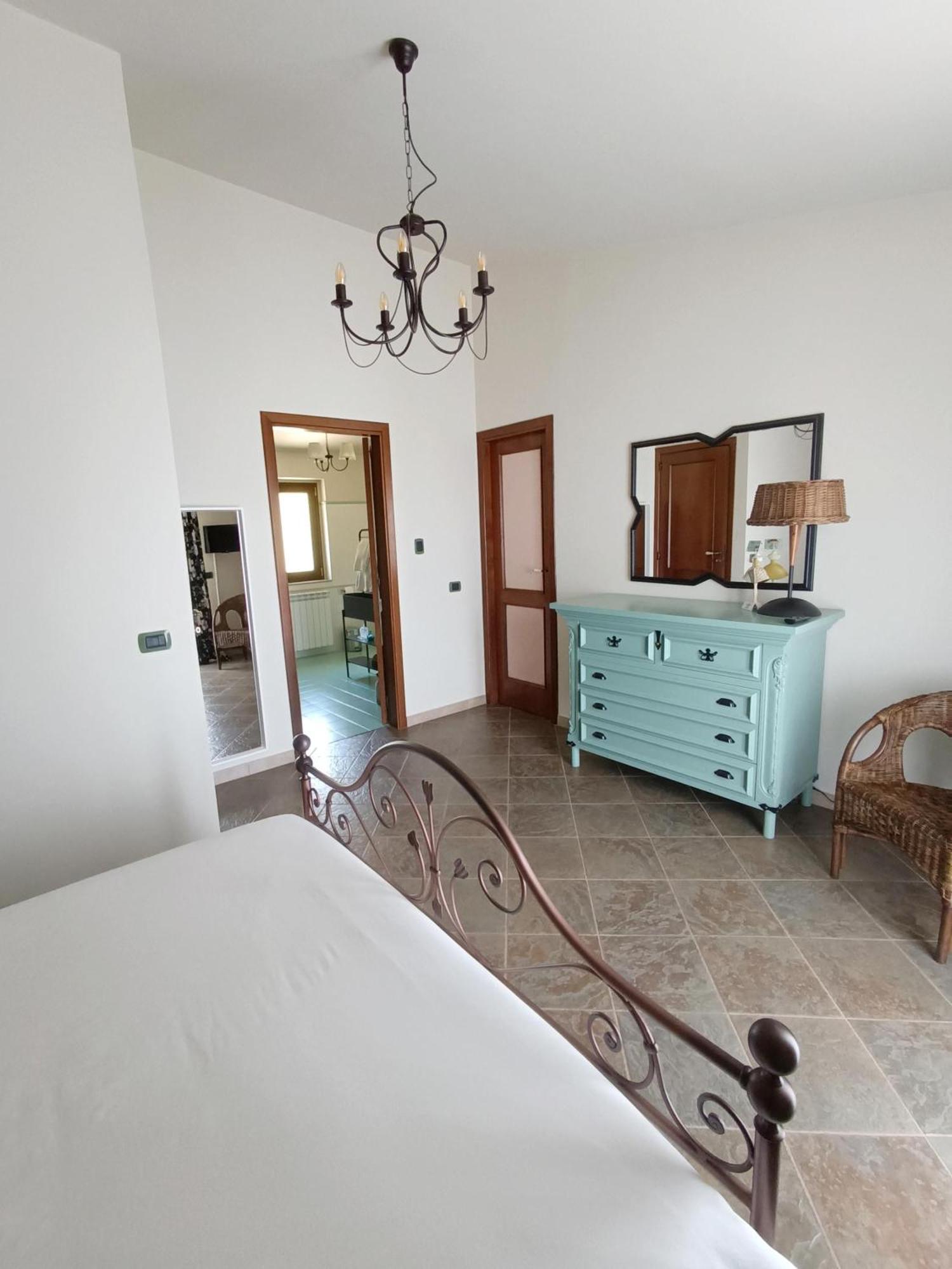 La Casa Di Matilde Bed & Breakfast Джойоза Мареа Екстериор снимка